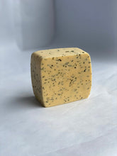 Load image into Gallery viewer, Horseradish/Chive Havarti Cheese